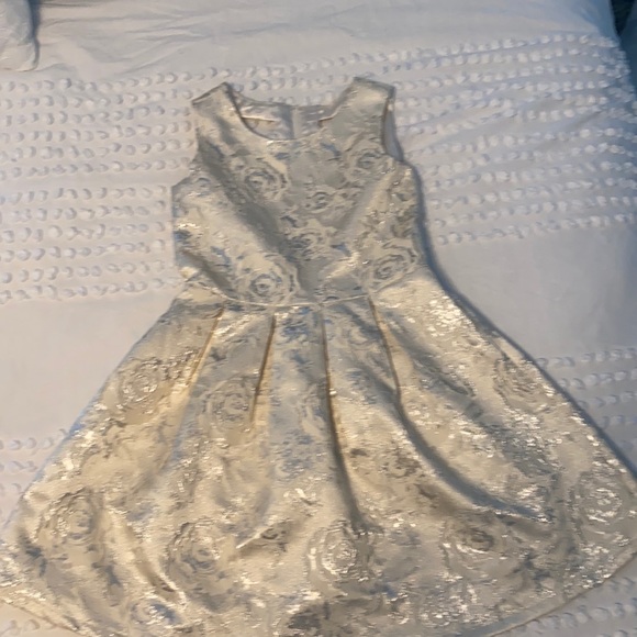 Girls Jacquard Cream Floral Formal Dress